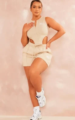 PRETTYLITTLETHING Shape Stone Embroidered Crop Top