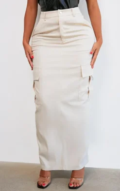 PRETTYLITTLETHING Shape Stone Buckle Detail Cargo Maxi Skirt