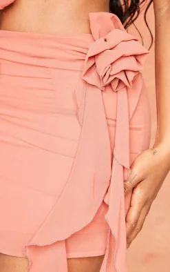 Shape Rose Woven Rose Detail Mini Skirt