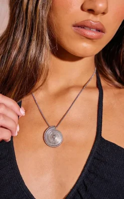 Silver Shell Pendant Necklace