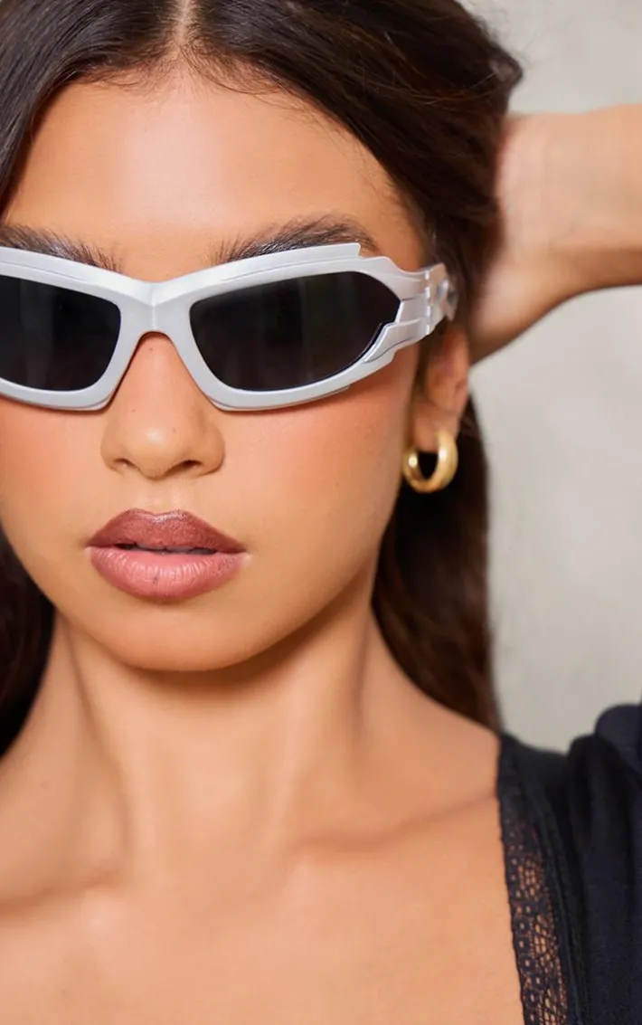 Silver Sporty Zig Zag Frame Sunglasses