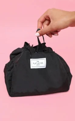 The Flat Lay co. Makeup Bag Classic Black