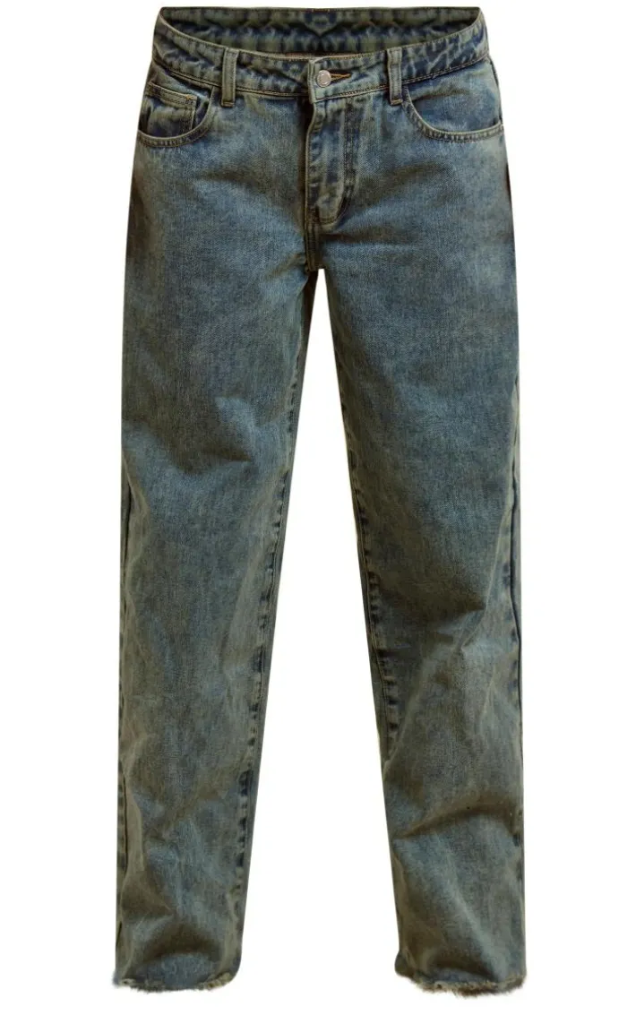 Vintage Wash Frayed Hem Boyfriend Jeans