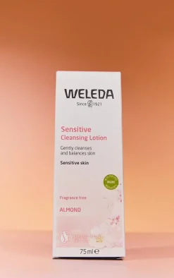 Weleda Almond Sensitive Skin Soothing Cleansing Lotion 75ml