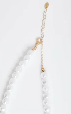 White Dainty Pearl Choker