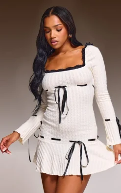 White Lace Bow Trim Detail Bodycon Dress