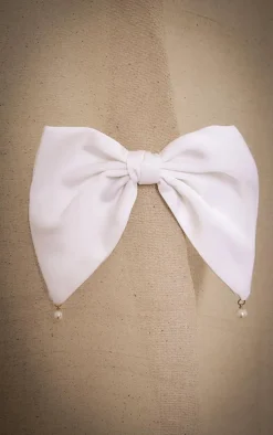 White Satin Oversized Pearl Detail Hair Clip