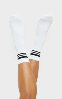 White Stripe Sports Socks